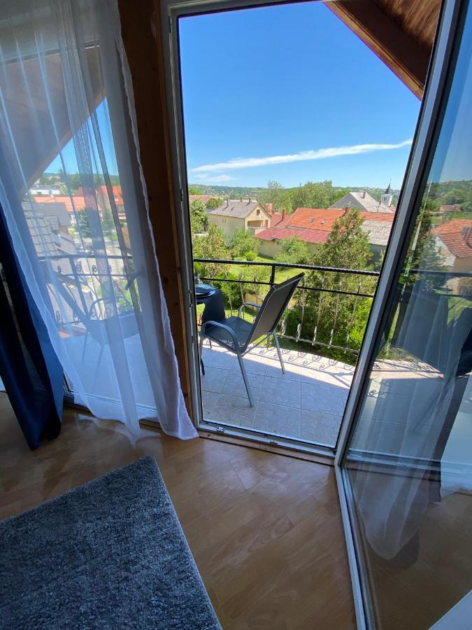 Appartementhaus 5. Jahreszeit Hévíz Екстериор снимка